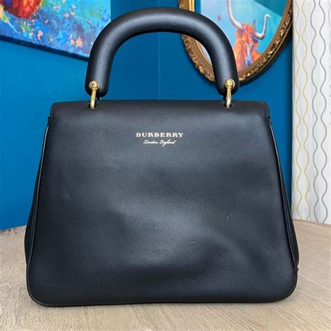 burberry the medium dk88 top handle bag 3495